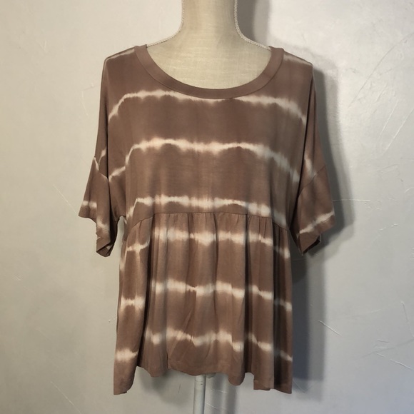 White Birch Size Medium Oversized Tan and white Tie  Dye - Picture 6 of 10